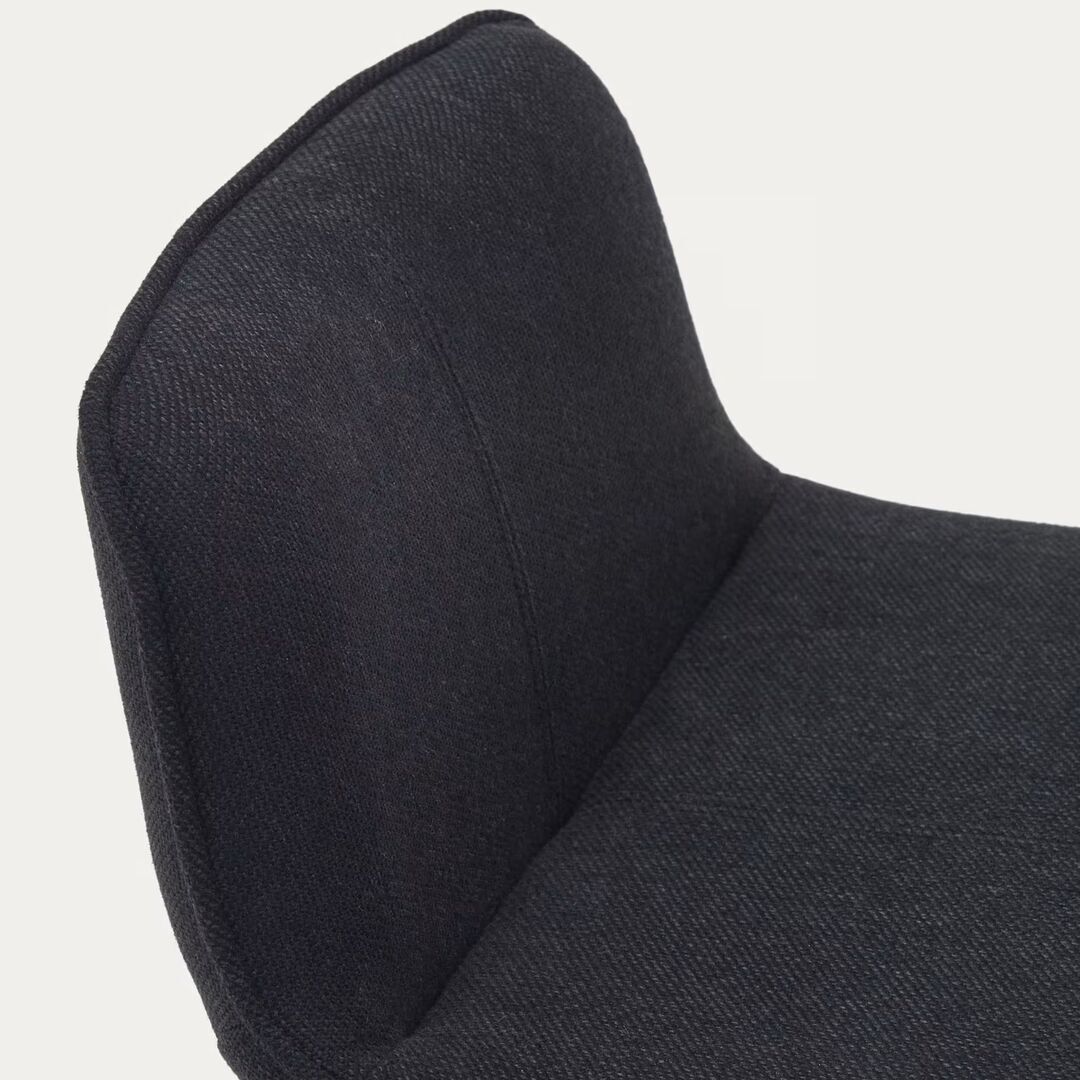 Kave_Home_Zenda_Hocker_Schwarz_MattSchwarz_Details_4