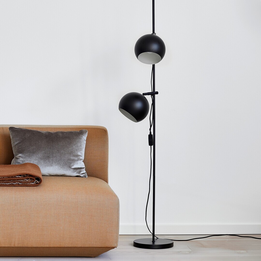 Frandsen Ball Double Floor Lamp EU von Frandsen  Matt Schwarz