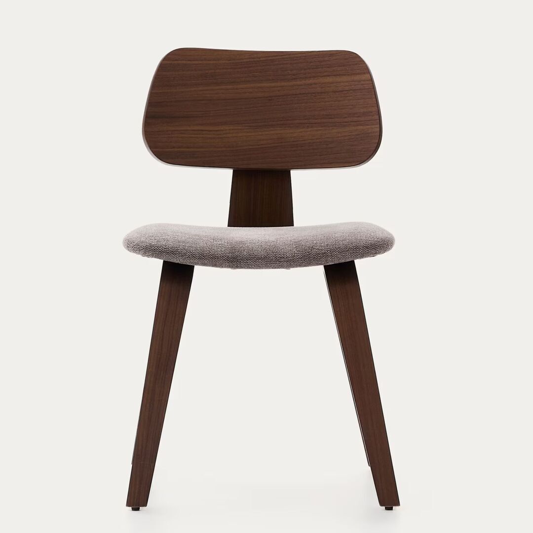 Kave_Home_Gena_Stuhl_mit_gepolestertem_Sitz_Nussbaum_Beige