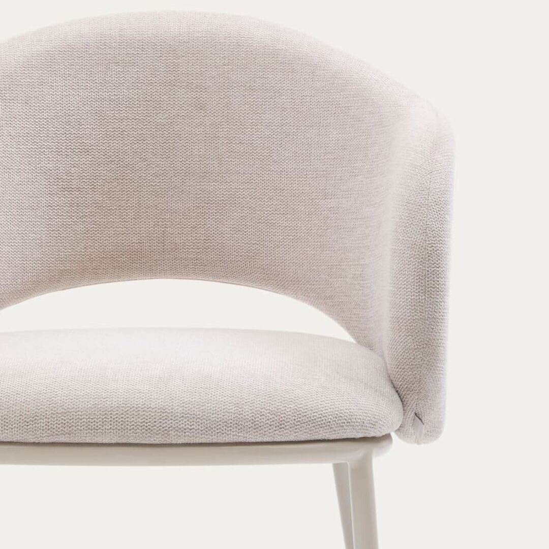 Kave_Home_Stuhl_Maina_Beige_35_Sperrholz_10_Stoff_Beige_Details_1