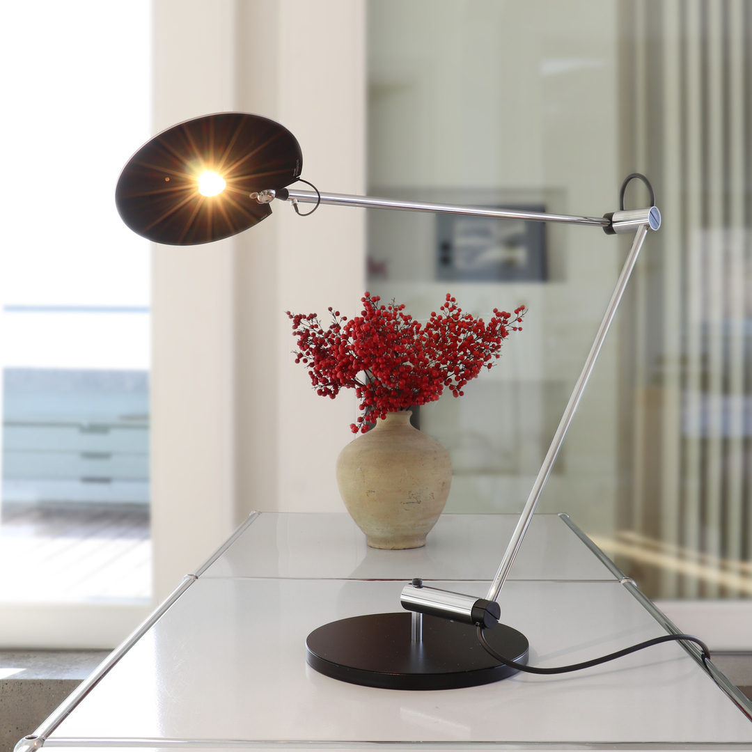 Baltensweiler_Tischleuchte PINA LED T