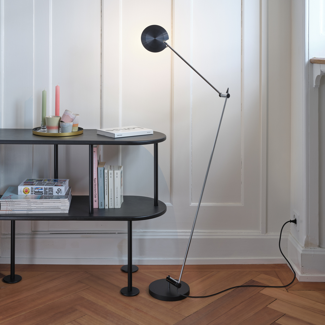 Baltensweiler_Tischleuchte PINA LED T_Black_1