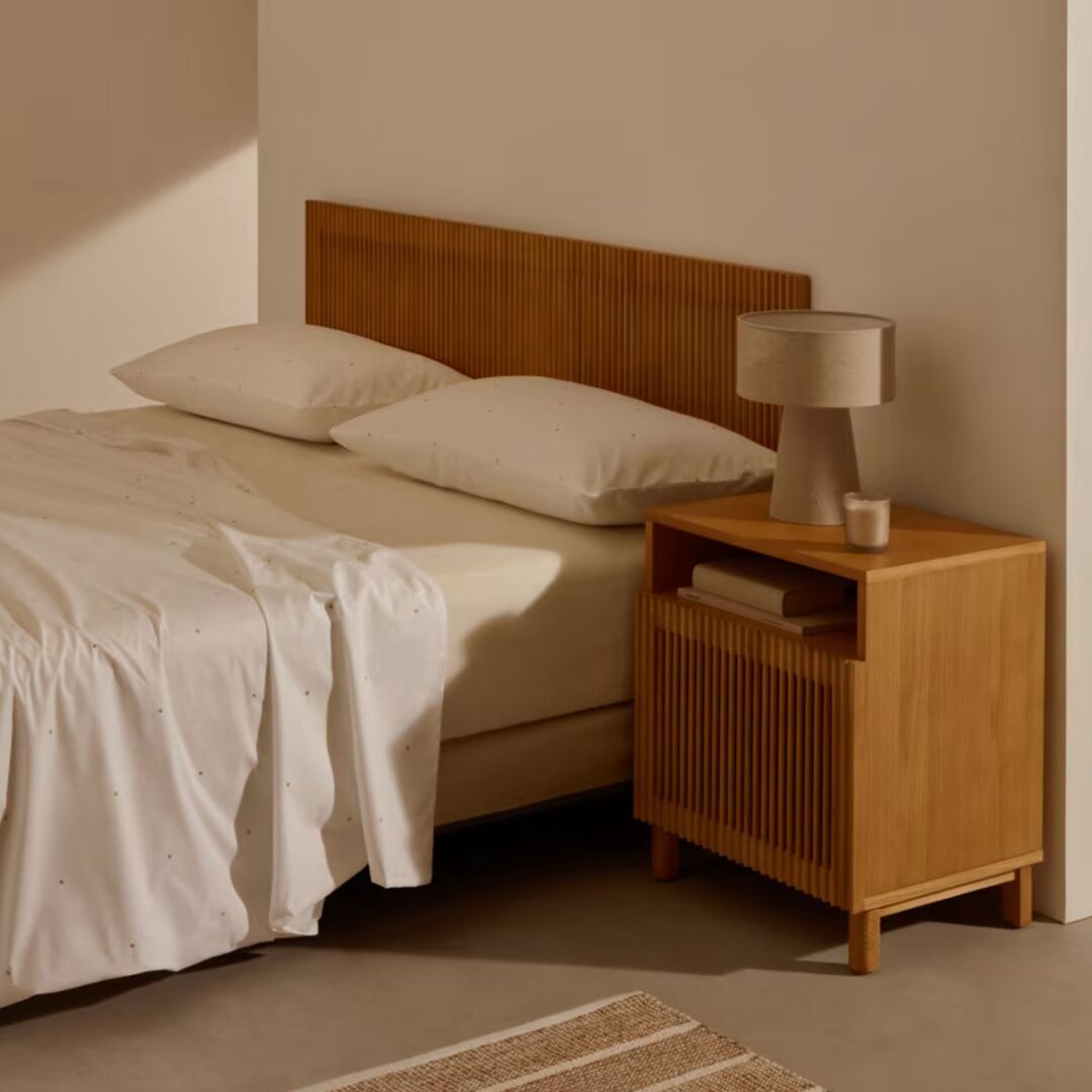 Kave_Home_Nachttisch_Beyla_Eiche_Lifestyle_1