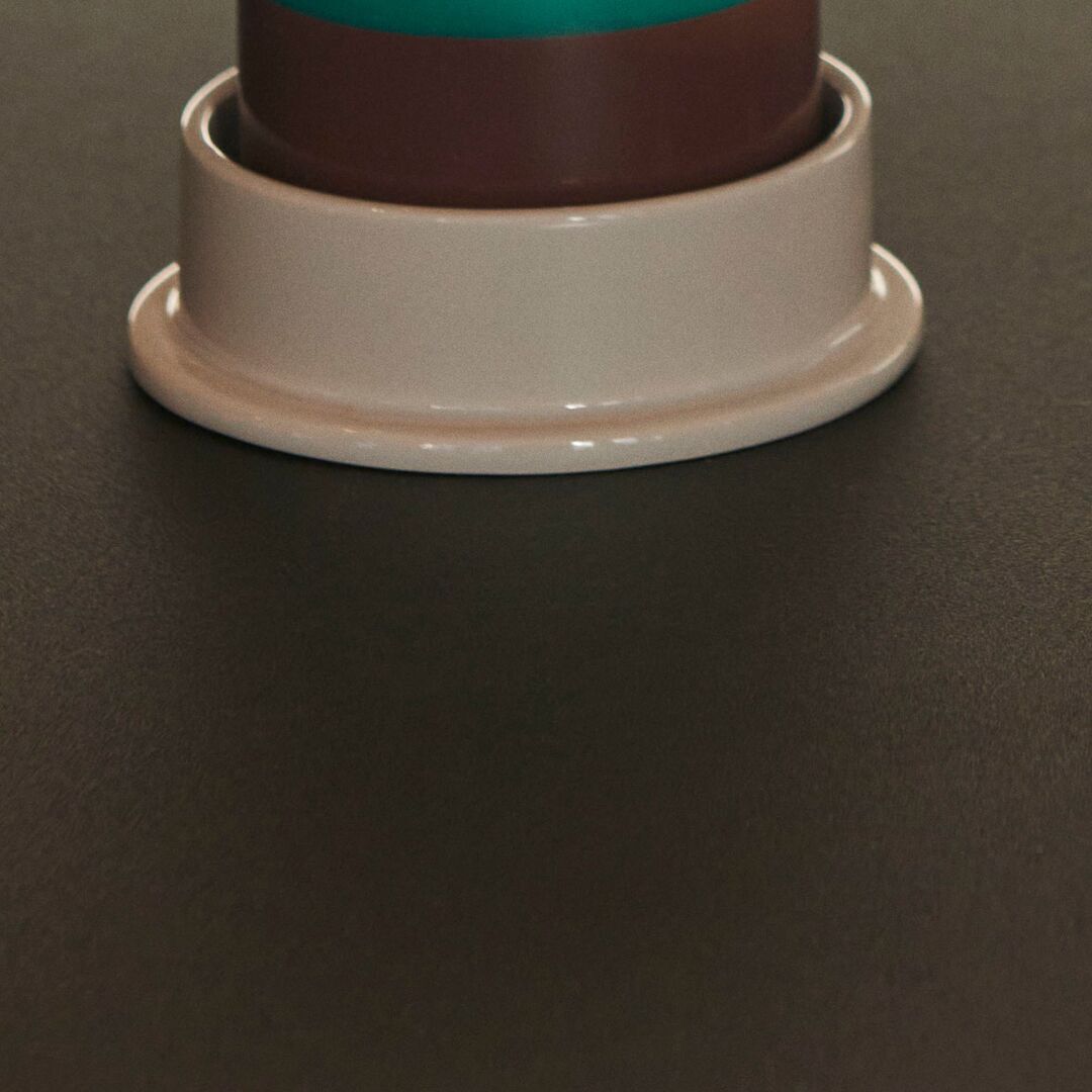 Minimalistischer Kerzenhalter Column von Hay