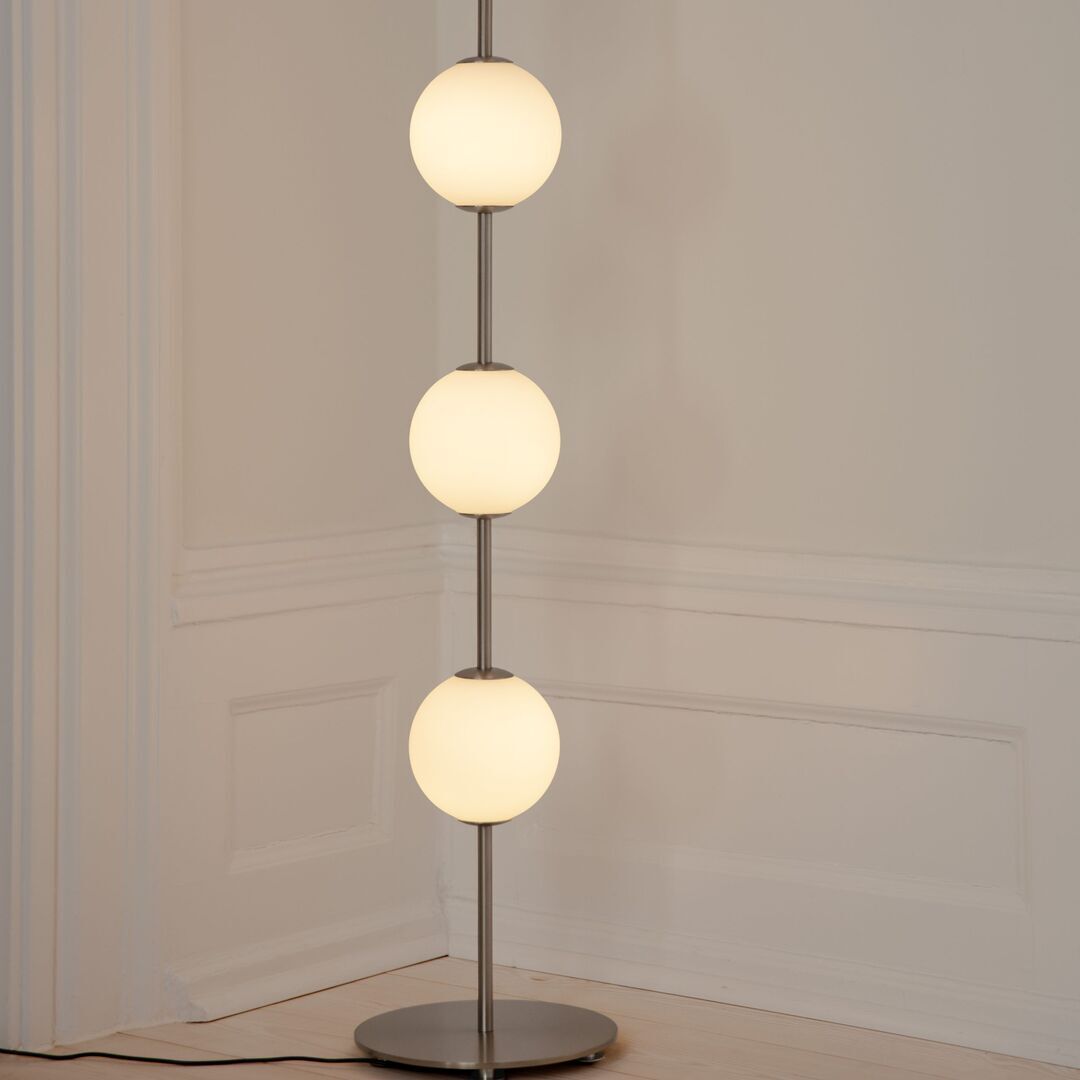 Umage Stehleuchte LED Audrey von Umage Messing