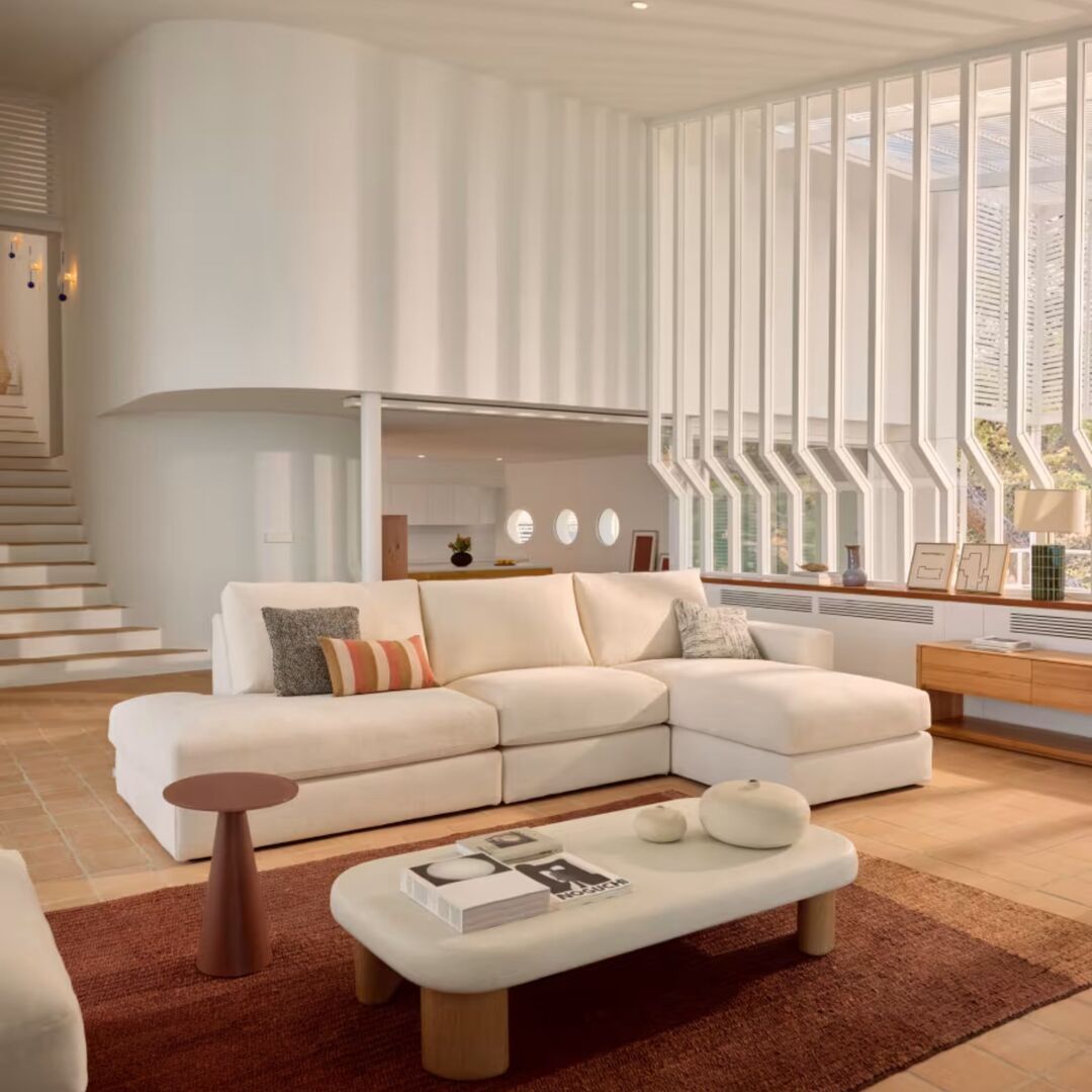 Kave_Home_Modulares_Sofa_Alea_5_Sitzer_mit_Chaiselongue_Rechts_Lifestyle