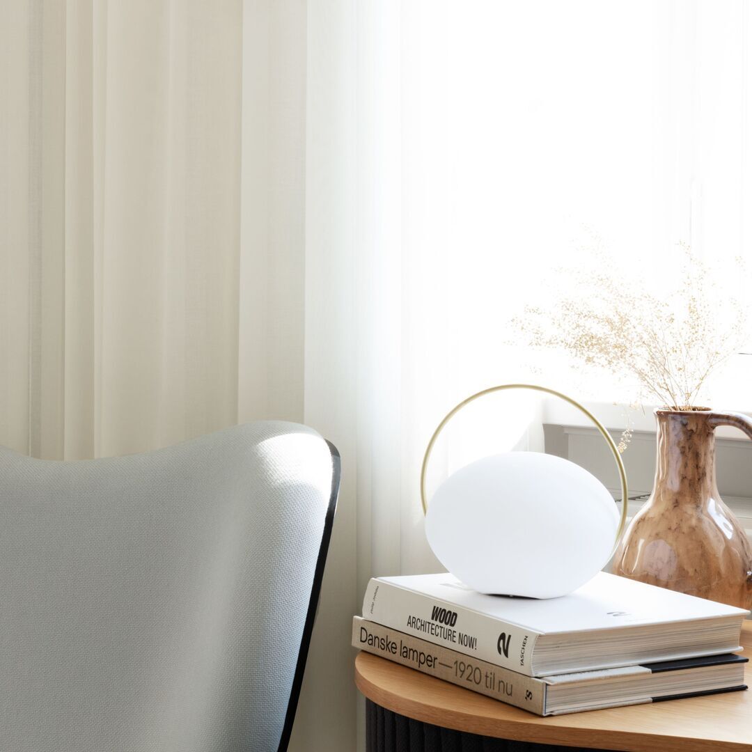 Umage Tragbare Akkuleuchte Orbit von Umage Weiss