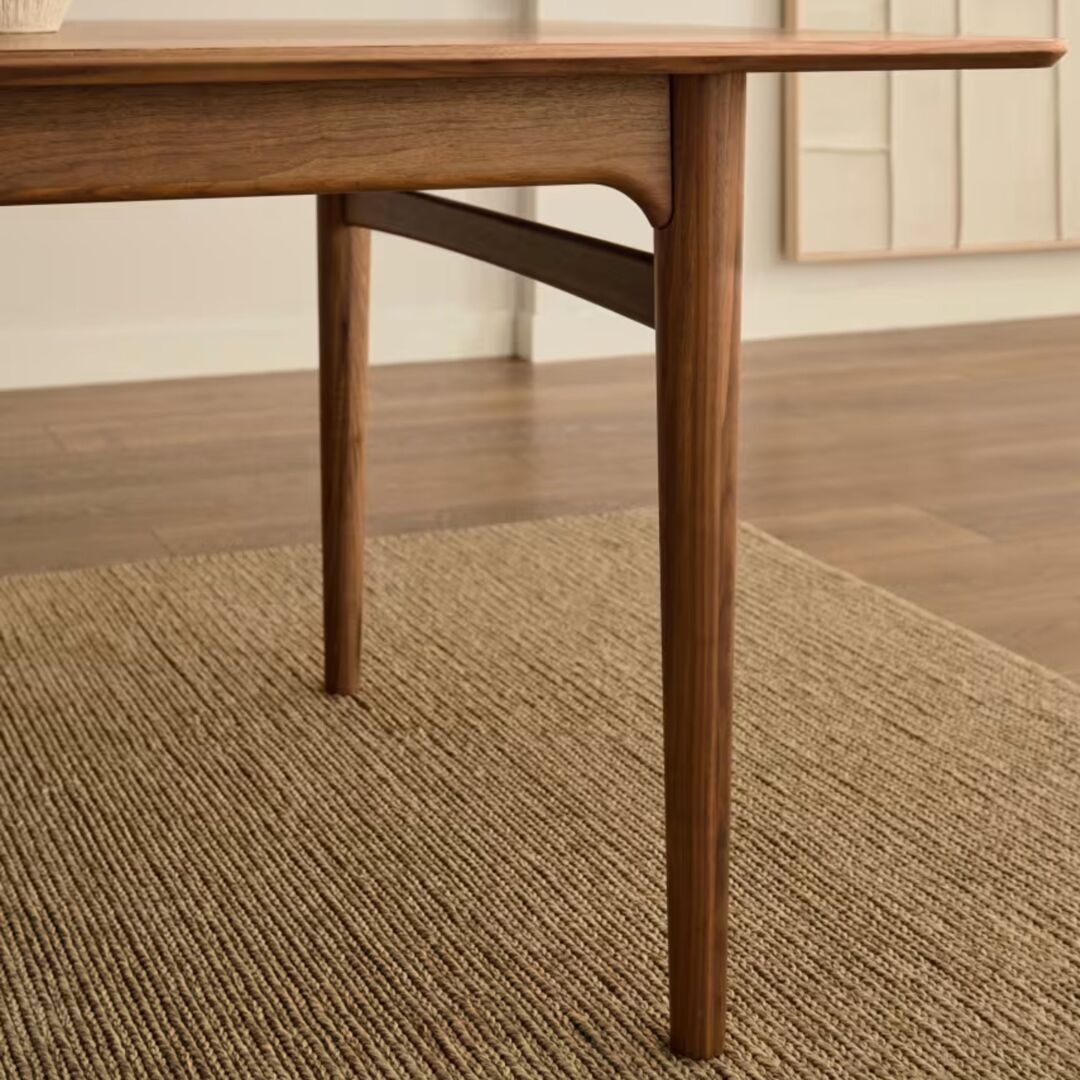 Kave_Home_Elan_Ausziehbarer_Tisch_Nussbaum_Lifestyle_1
