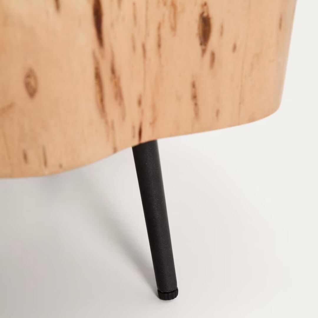 Kave_Home_Couchtisch_Tanive_gebleichtem_Finish_Schwarz_Stahlbeinen_details
