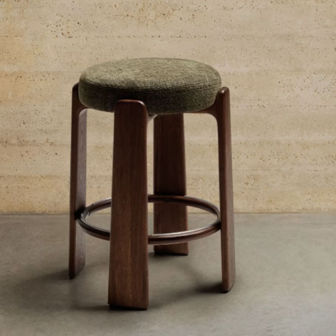 Kave_Home_Hocker_Granite_Grun_Dunkelbraun_65_Lifestyle