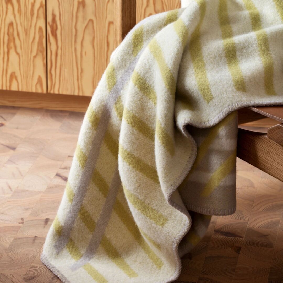 Røros Tweed Lammwolldecke Bislett 135 x 200 cm von Røros Tweed