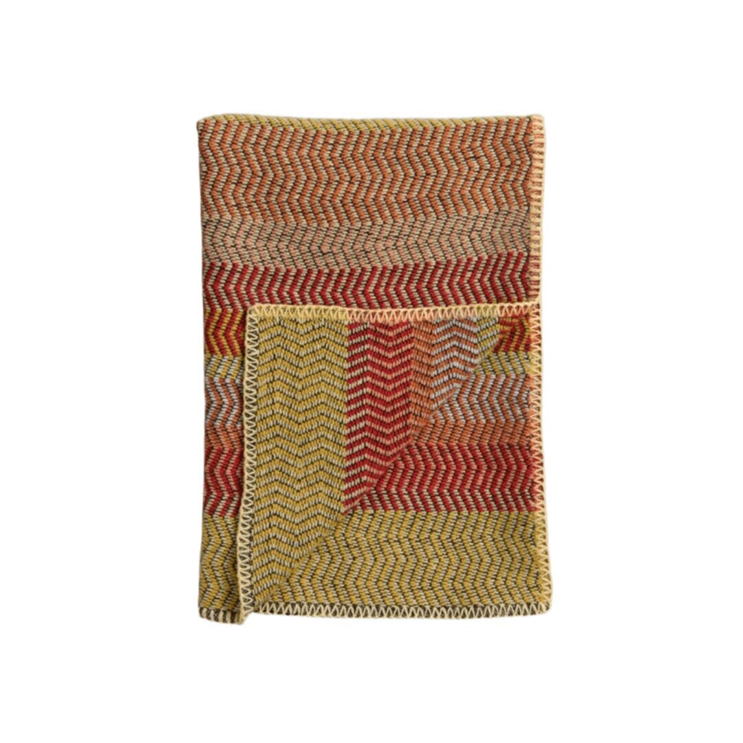 Røros Tweed Lammwolldecke Fri 150 x 200 cm von Røros Tweed Summer red