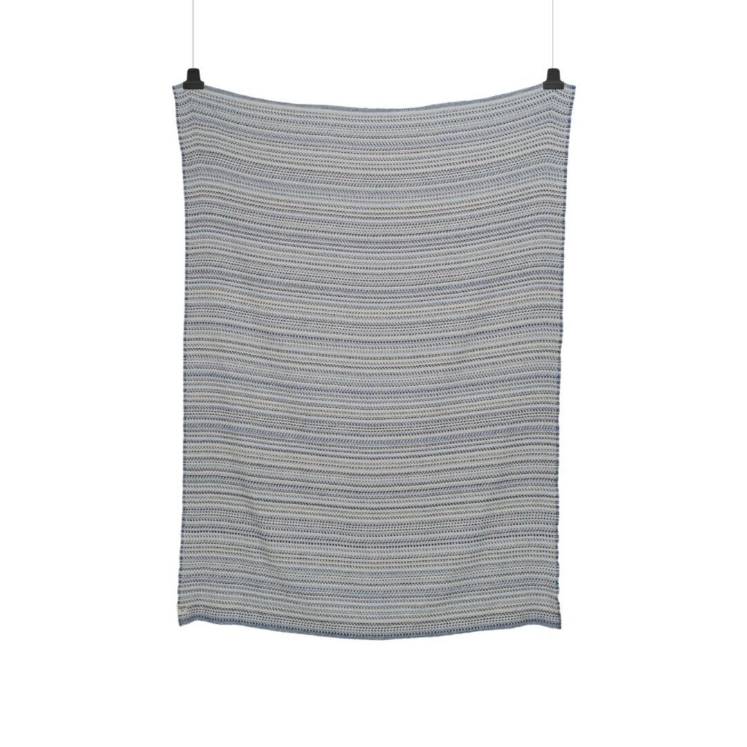 Røros Tweed Lammwolldecke Juli 150 x 200 cm von Røros Tweed Blues