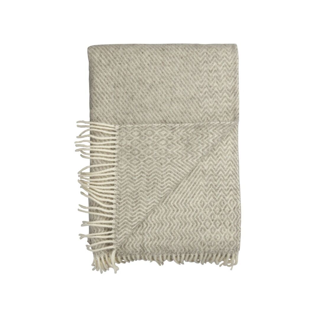 Røros Tweed Lammwolldecke Kattefot 140 x 220 cm von Røros Tweed Hellgrau