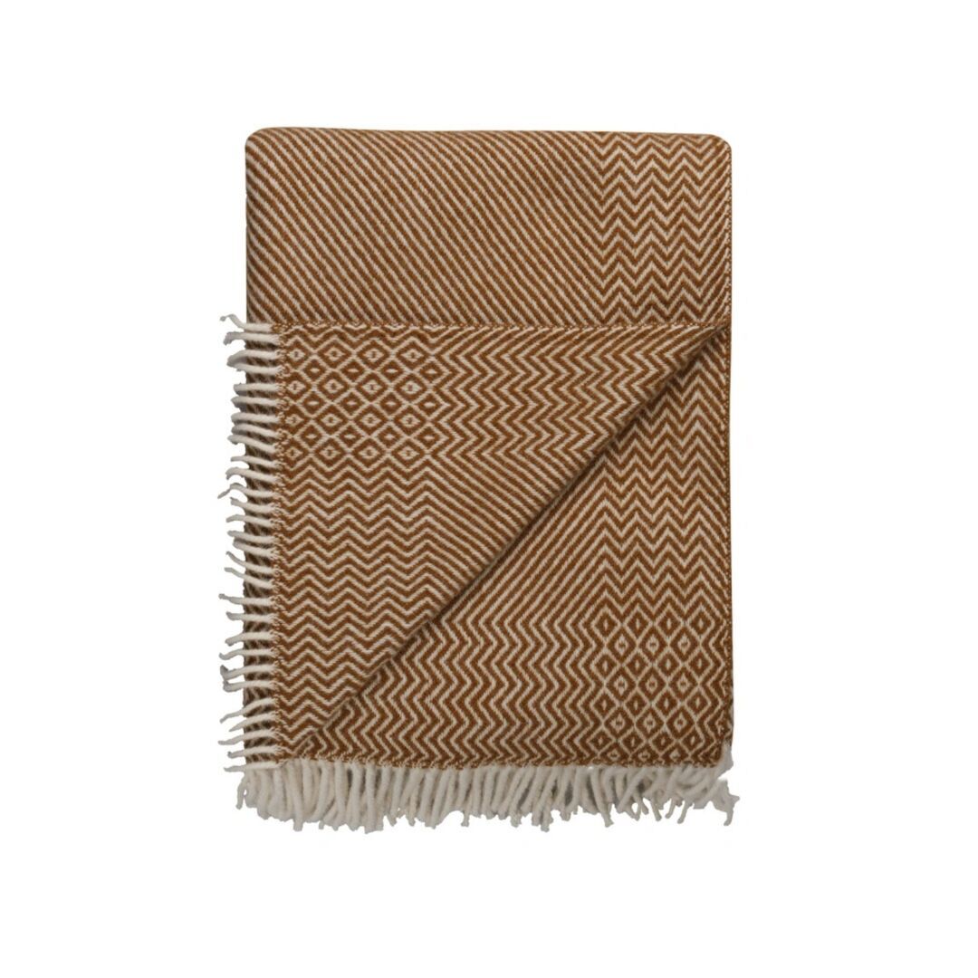 Røros Tweed Lammwolldecke Kattefot 140 x 220 cm von Røros Tweed Gebranntes Ocker
