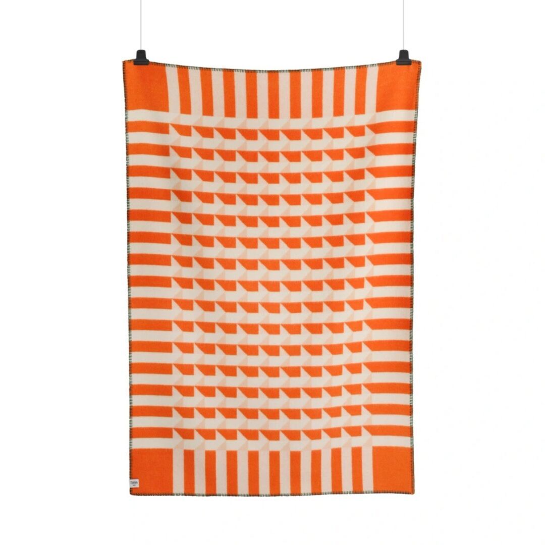 Røros Tweed Lammwolldecke Kvam 135 x 200 cm von Røros Tweed Orange