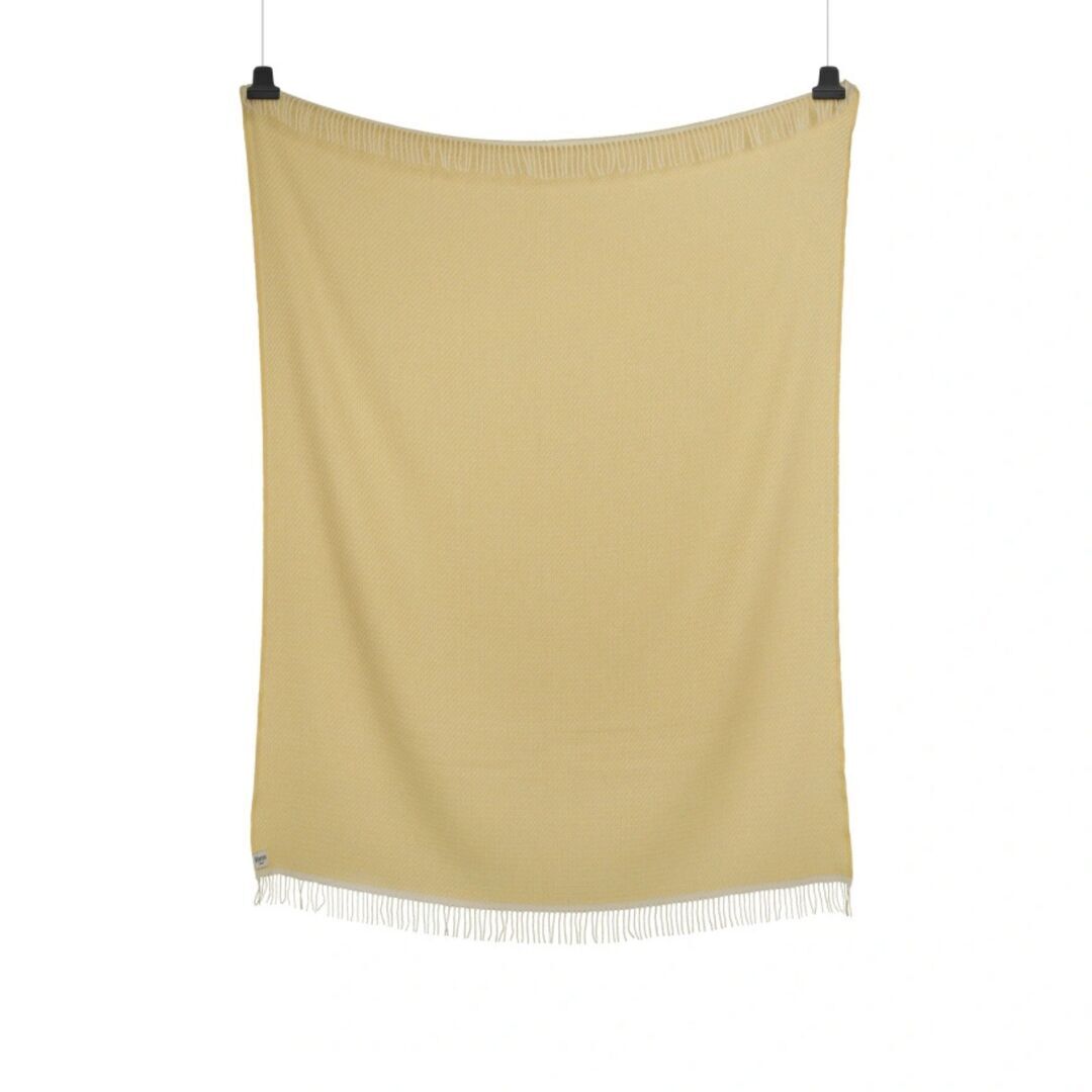 Røros Tweed Lammwolldecke Mello 150 x 210 cm von Røros Tweed Lemon yellow