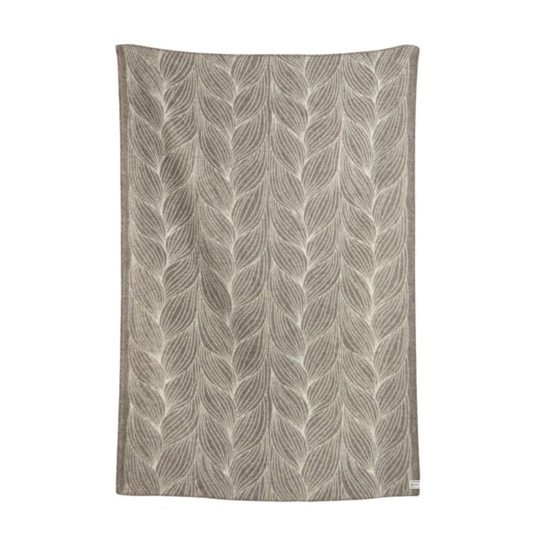 Røros Tweed Lammwolldecke Naturpledd 135 x 200 cm von Røros Tweed Flette