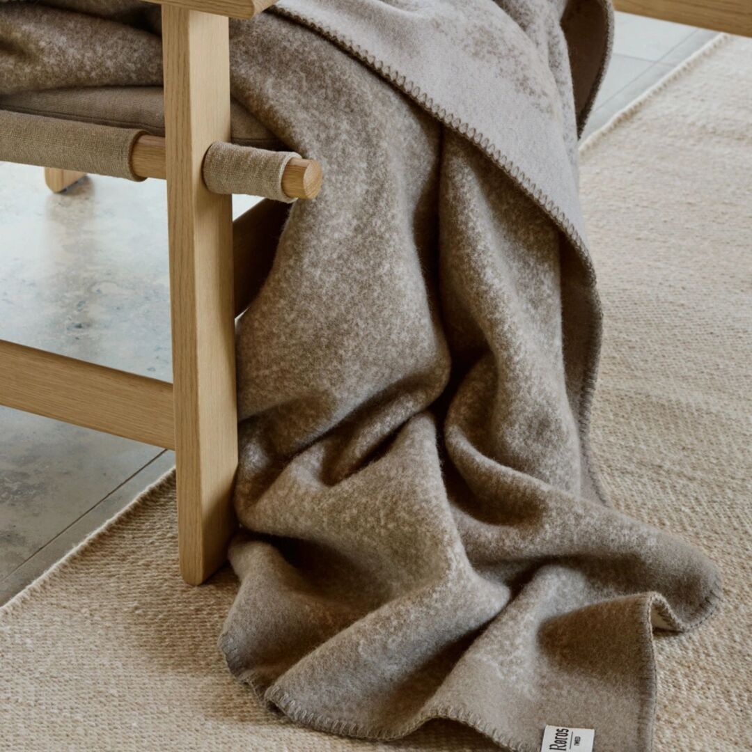 Røros Tweed Lammwolldecke Mineral 135 x 200 cm von Røros Tweed