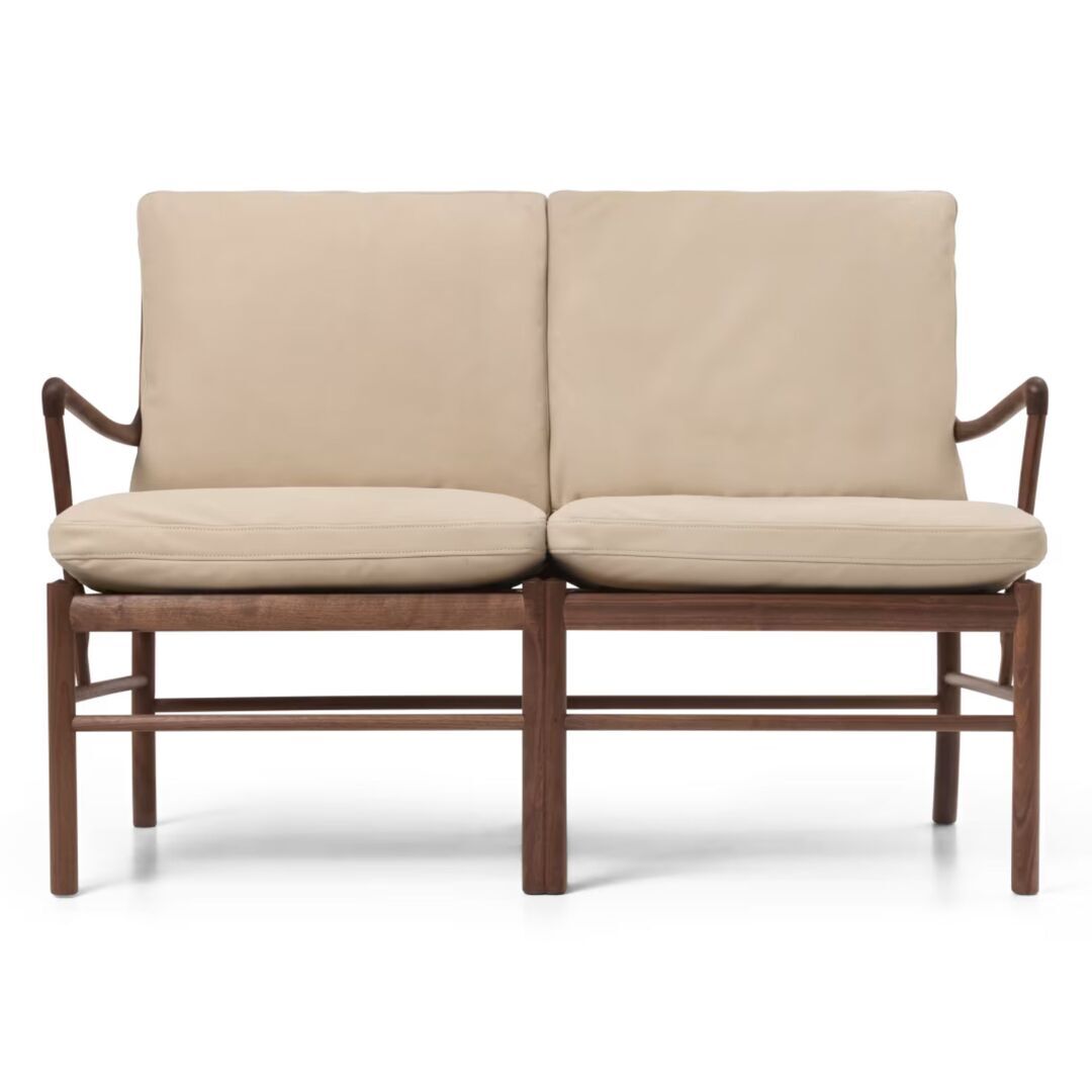 Carl Hansen & Søn OW149-2 Sofa von Carl Hansen & Son Terra Lime 20365, Walnuss geölt