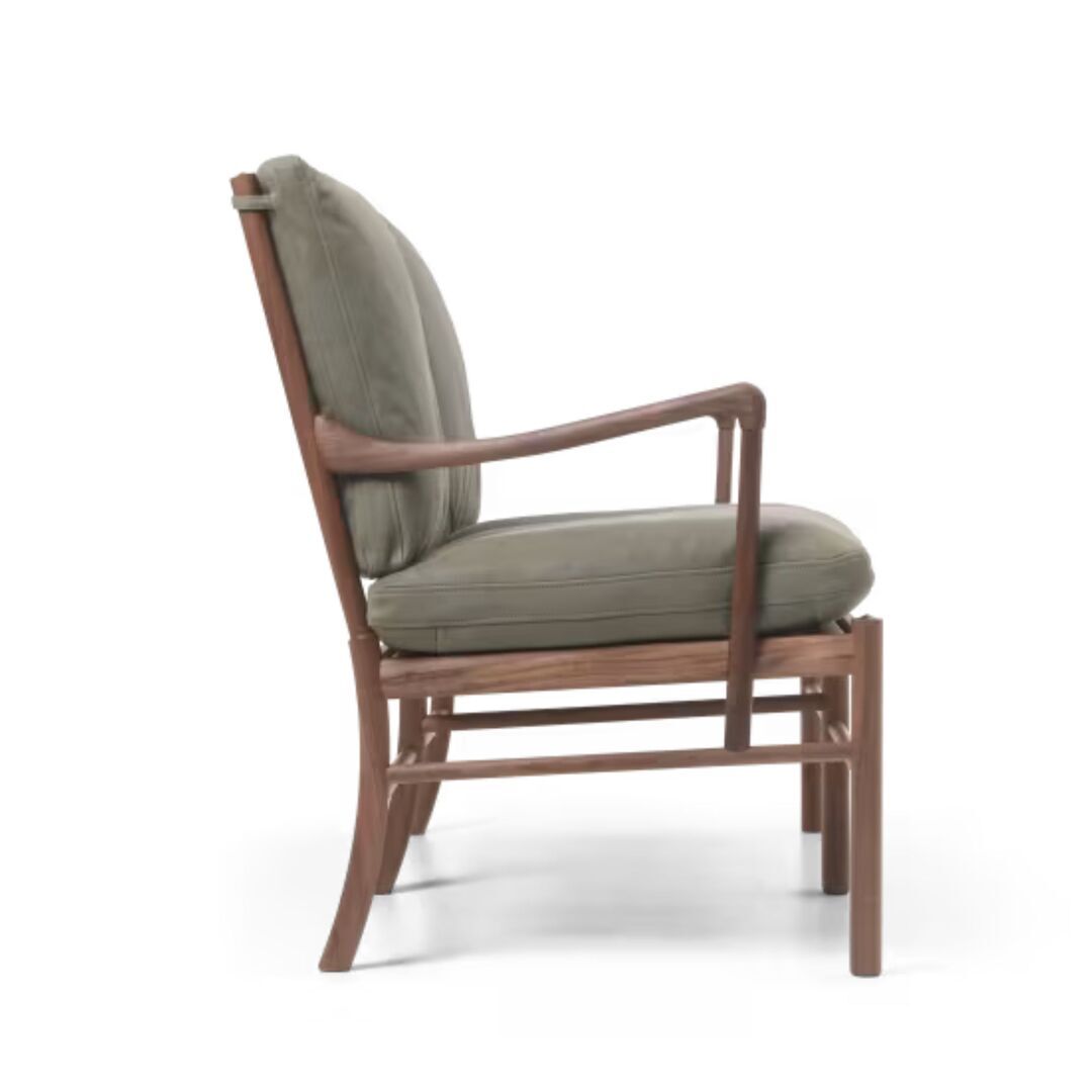 Carl_Hansen_Son_OW149-2_Sofa_Nussbaum_Terra_Leder_Jade
