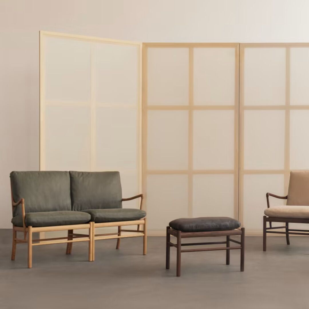 Carl_Hansen_Son_OW149-2_Sofa_Eiche_Terra_Leder_Jade_Lifestyle_1
