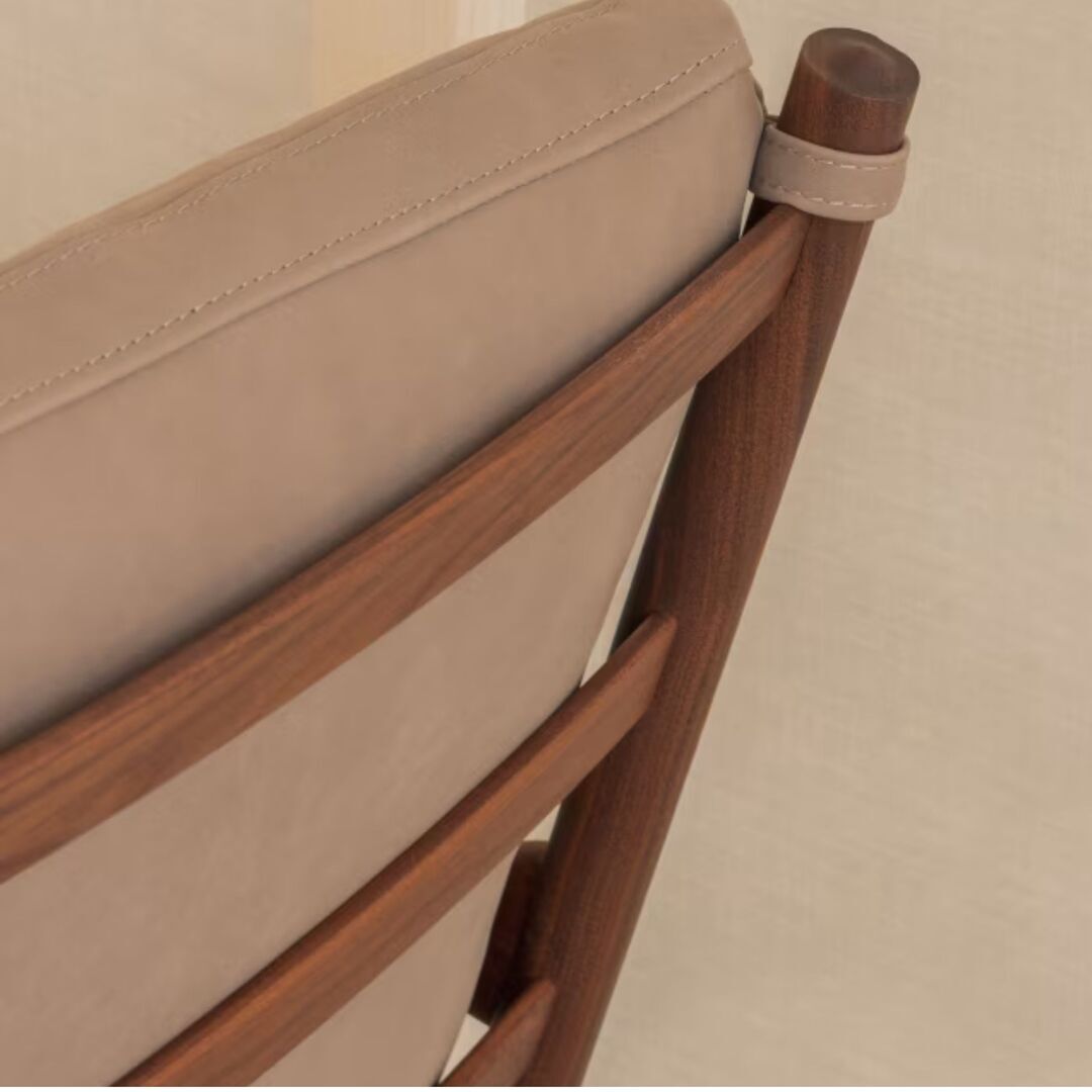 Carl_Hansen_Son_OW49_Chair_Nussbaum_Terra_Leder_Marble_Lifestyle