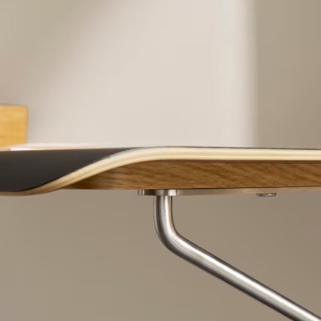 Carl_Hsnsen_son_Tischplatte_AB019_Schwarz_Laminate_Drawer_Lacquere_Lifestyle