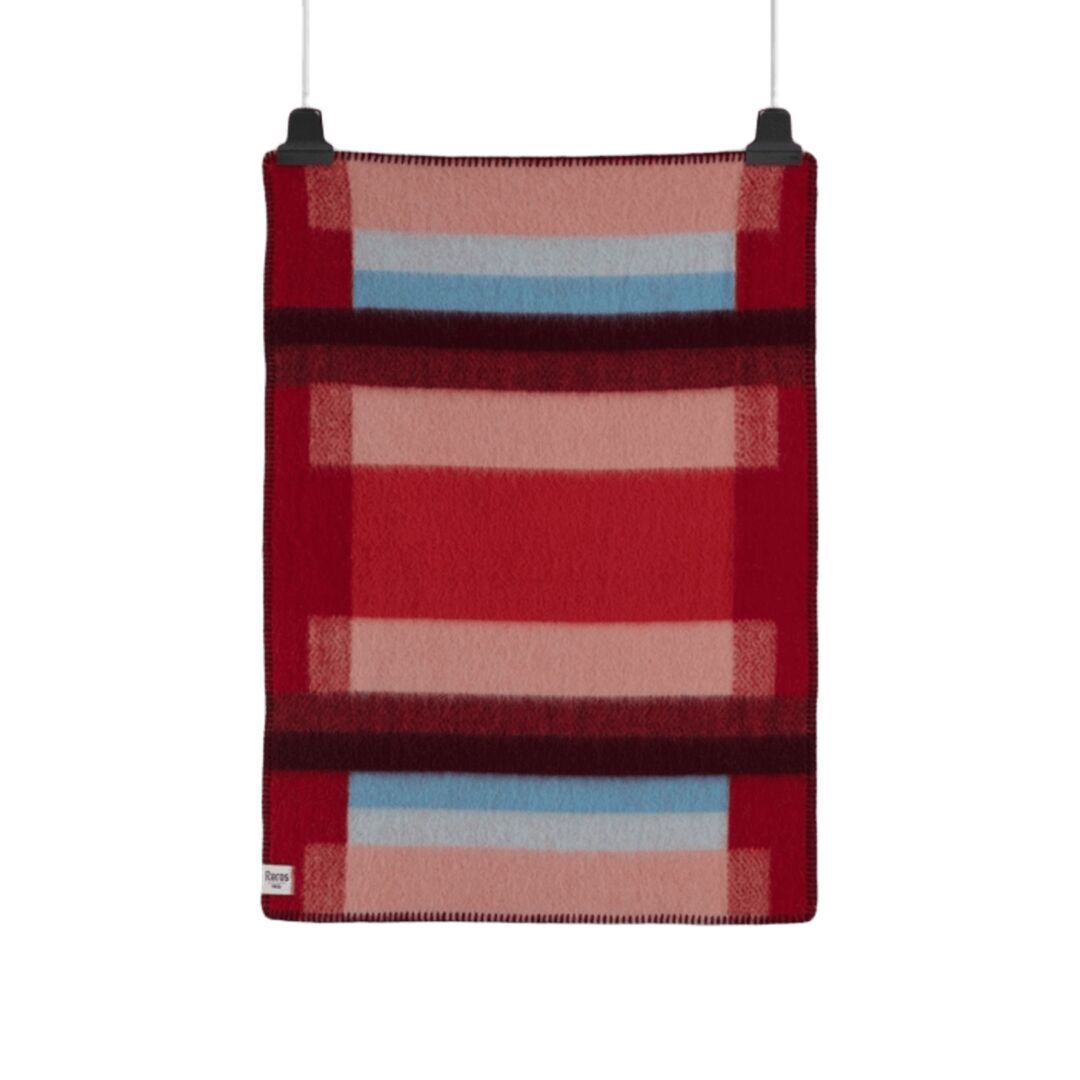 Røros Tweed Baby Lammwolldecke Mikkel 67 x 100 cm von Røros Tweed Rot