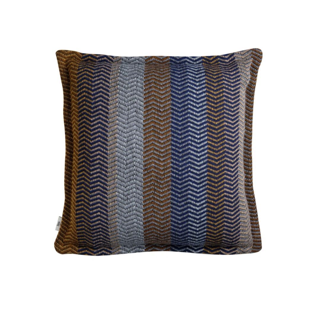 Røros Tweed Lammwollkissen Fri 60 x 60 cm von Røros Tweed November View