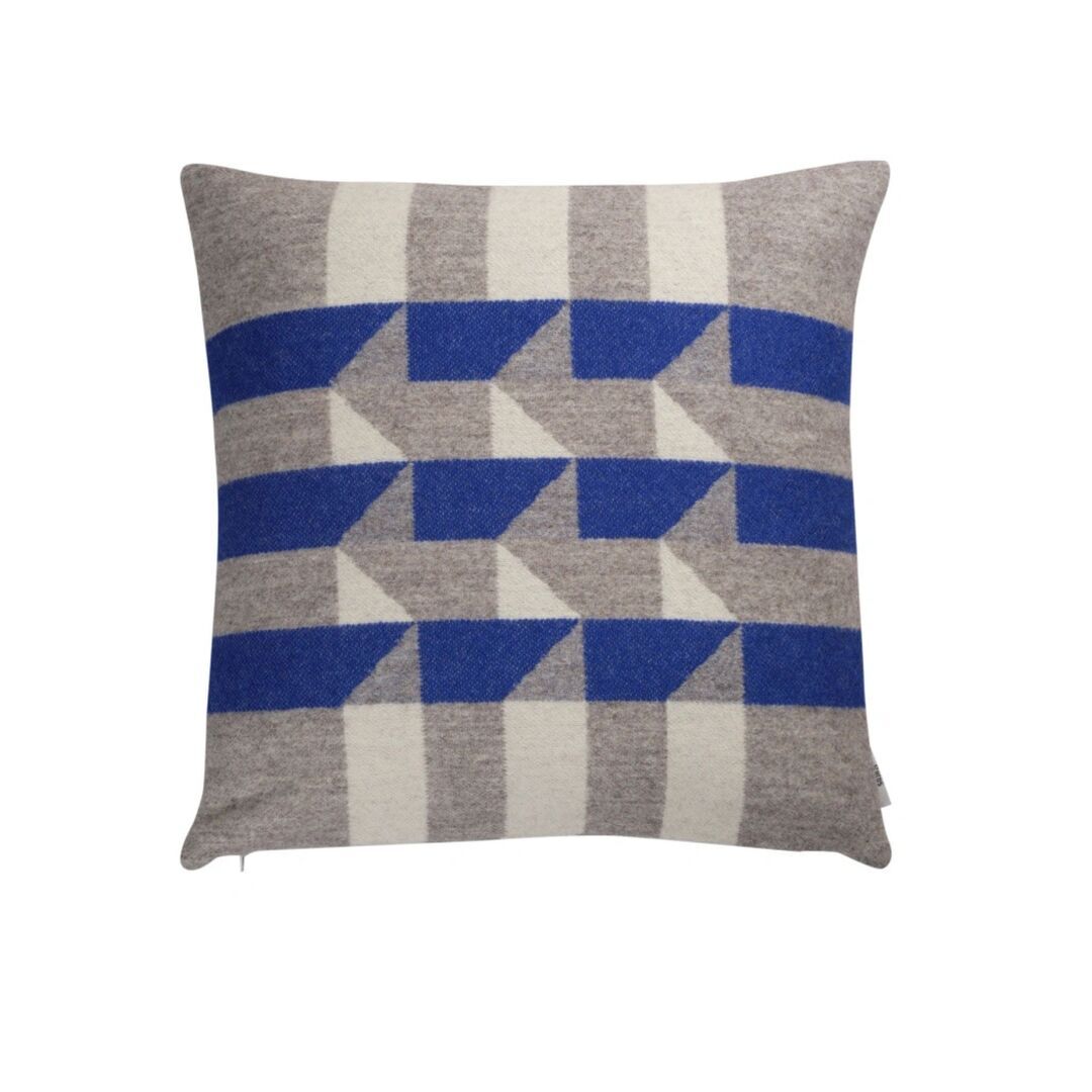 Røros Tweed Lammwollkissen Kvam 50 x 50 cm von Røros Tweed Blue