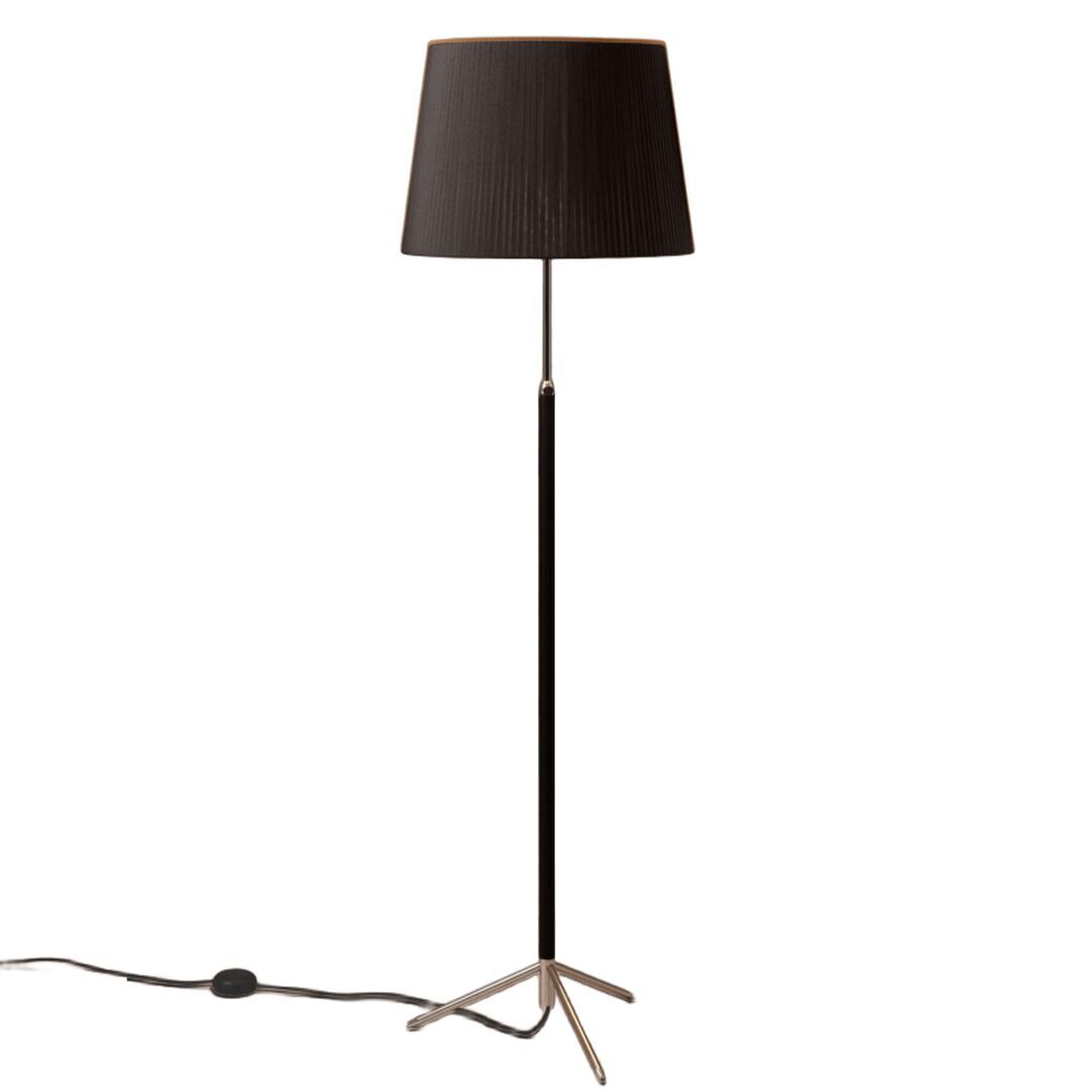 Santa & Cole Stehleuchten Pie de Salón G1 von Santa & Cole Black Ribbon, Chrome-Plated
