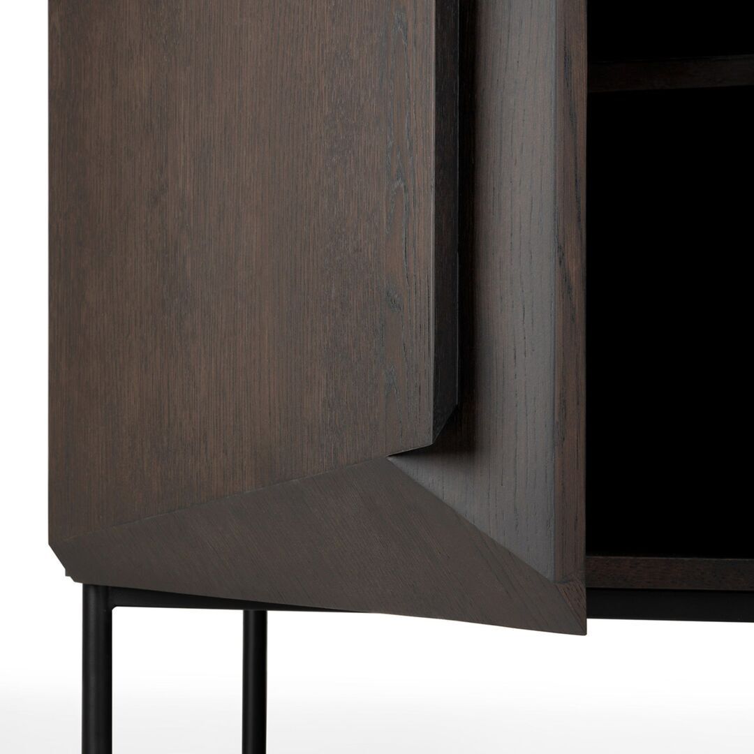 Ethnicraft_50441_Stairs_cupboard_varnished_oak_Brown_Details
