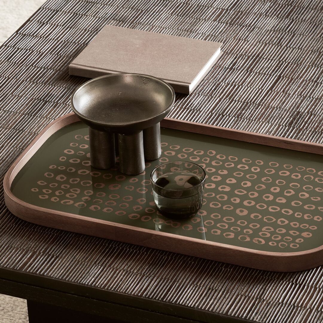Ethnicraft_20595_Second_nature_valet_tray_glass_teak_Brown_veneer_rim_rectangular_Lifestyle
