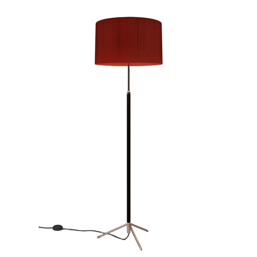 Santa & Cole Stehleuchten Pie de Salón G2 von Santa & Cole Red-Amber Ribbon, Chrome-Plated