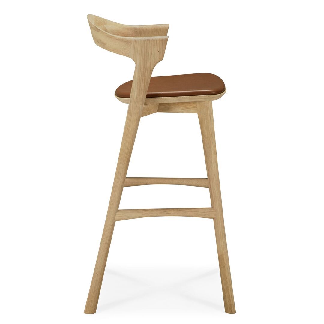 Ethnicraft_51563_Bok_Barhocker_Lackerit_eiche_Cognac_leder