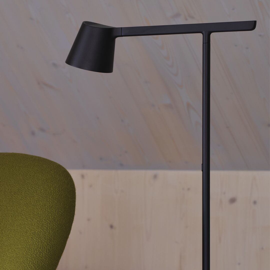Muuto Stehleuchte Tip von Muuto  Schwarz