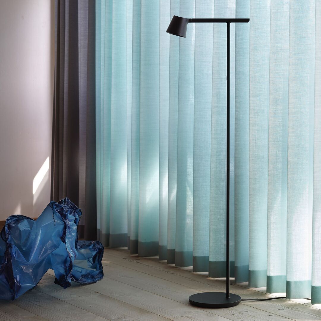 Muuto Stehleuchte Tip von Muuto  Schwarz