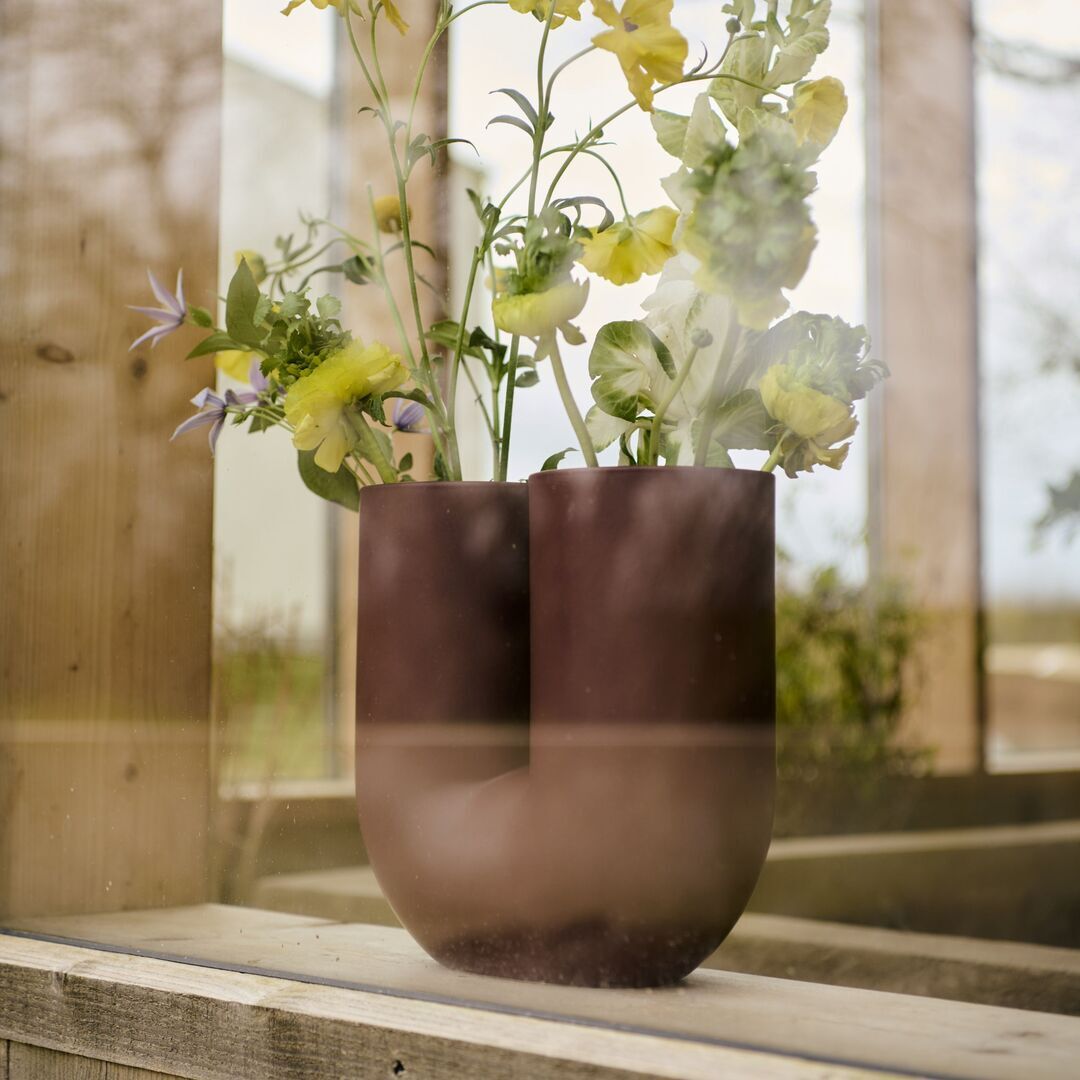 Muuto Vase Kink H 39 cm von Muuto Sand