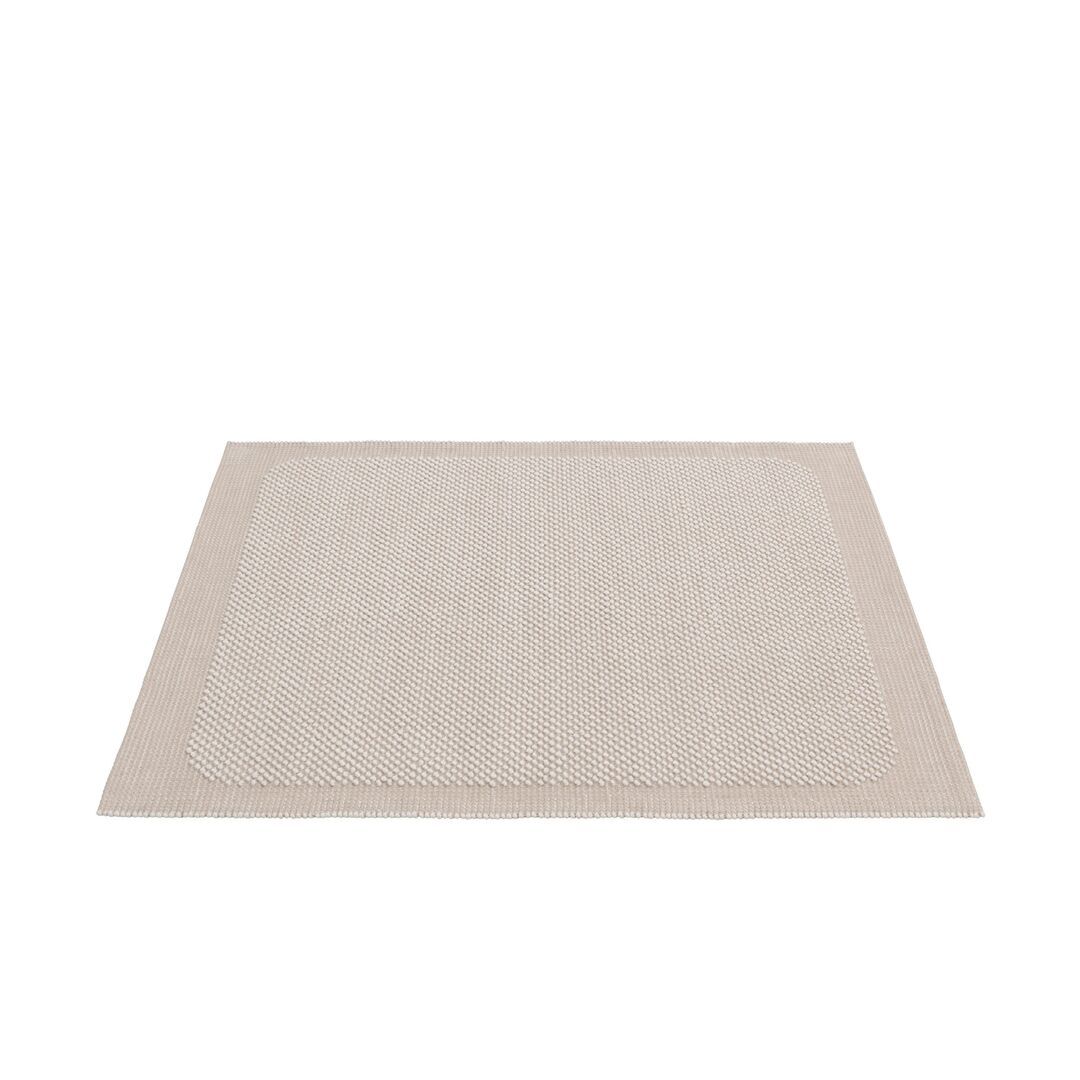 Muuto Muuto Pebble Rug Pale rose, 170 x 240 cm