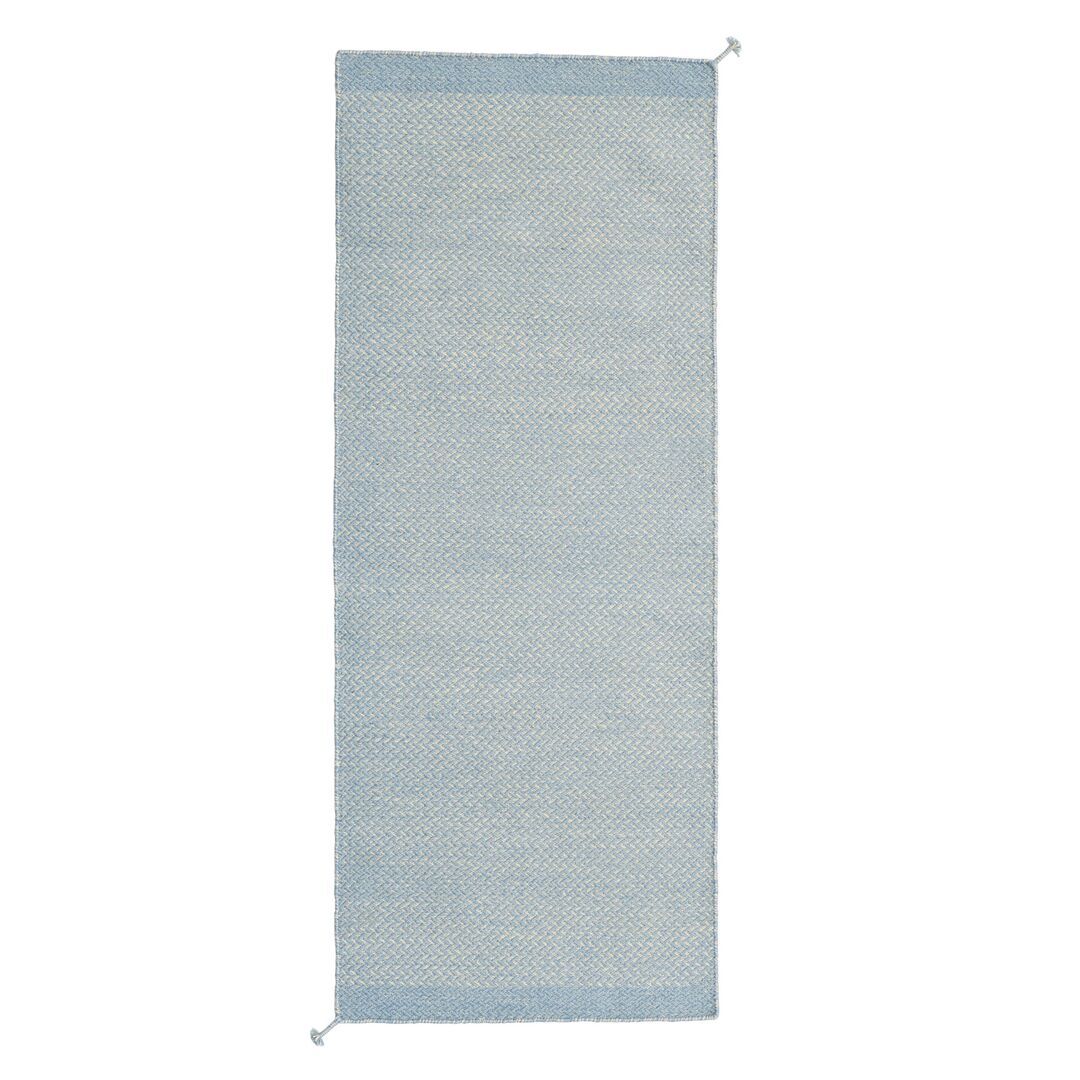 Muuto Recycelter Outdoor Teppich Ply von Muuto Light Blue, 200 cm x 80 cm