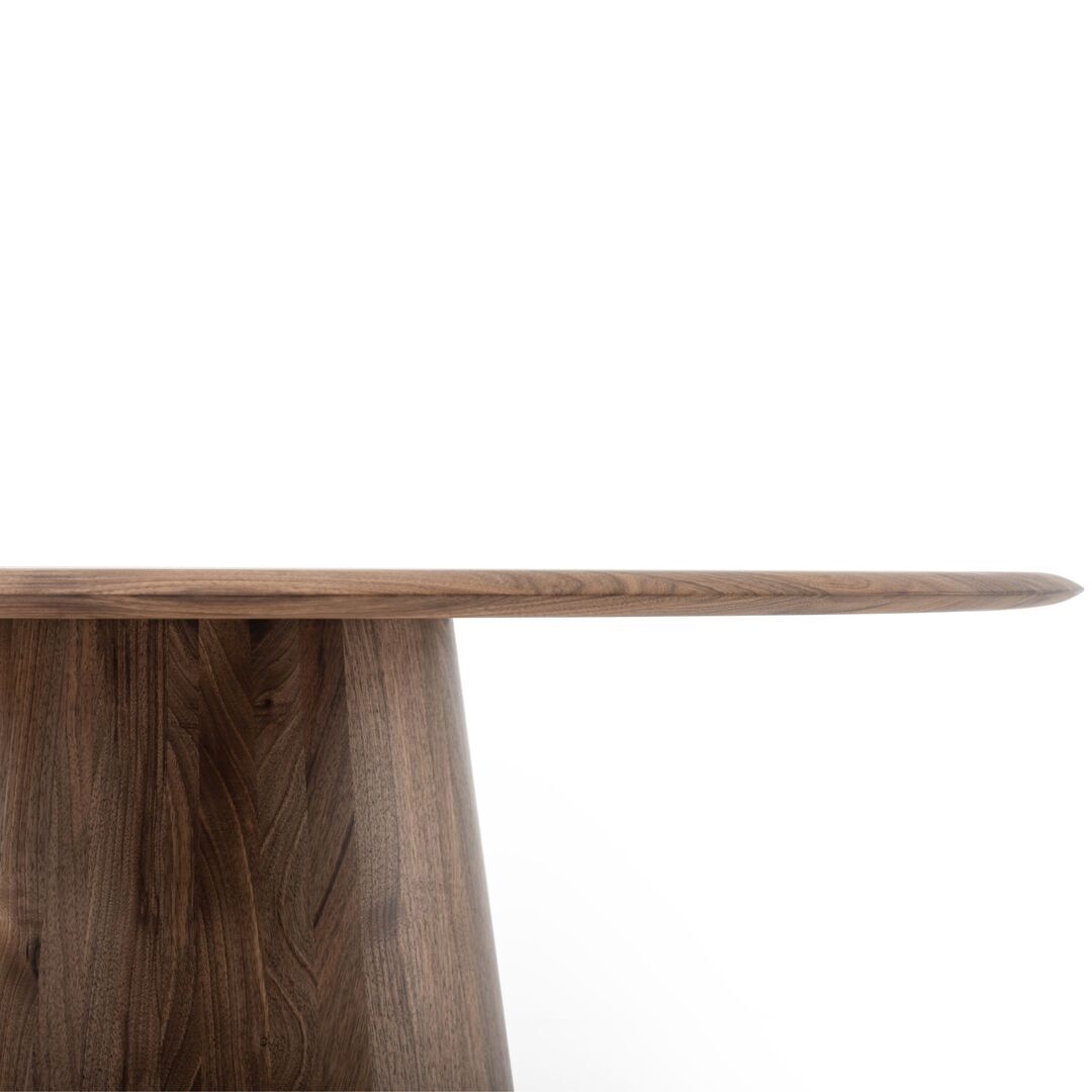 Gazzda_Mushroom-Rund_Table_126_Nussbaum_geolt_1505
