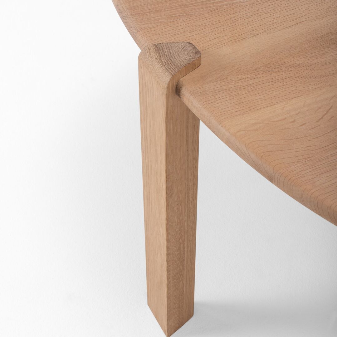 Gazzda_Kulin_Couchtisch_100x100_Geolt_Eiche_Weiss_Details_1
