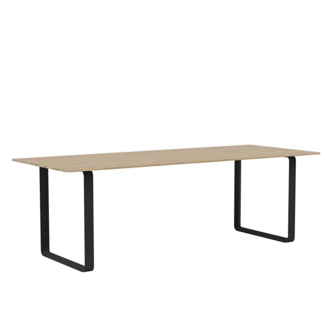 Muuto Muuto 70/70 Tisch Solid Oak/Black, 225 x 90 cm