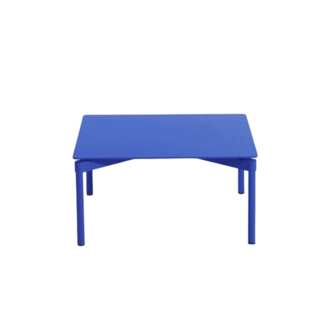 Petite Friture Couchtisch Fromme von Petite Friture  Blue