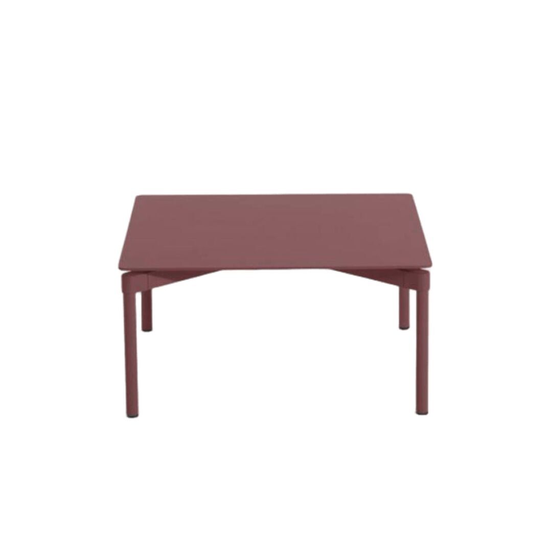 Petite Friture Couchtisch Fromme von Petite Friture  Brown Red