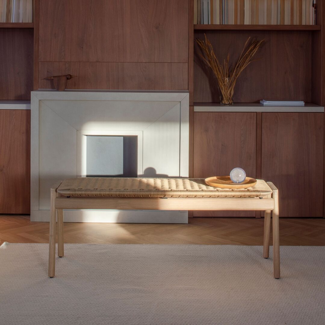 Gazzda_Bench-klupa-120x45-oild-oak-white-1015-danish-coard-natural-2_Lifestyle