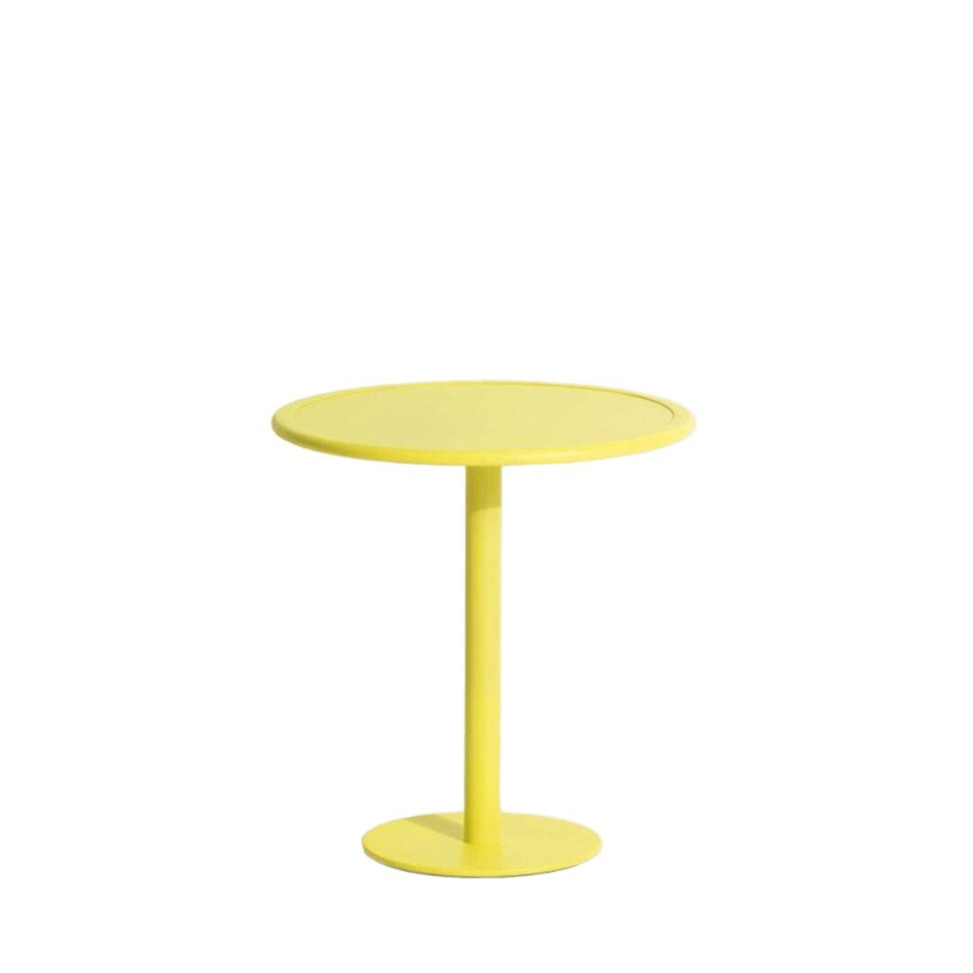 Petite Friture Dining Table Round Week-end von Petite Friture  1016 - Yellow, Weiss / Weiss