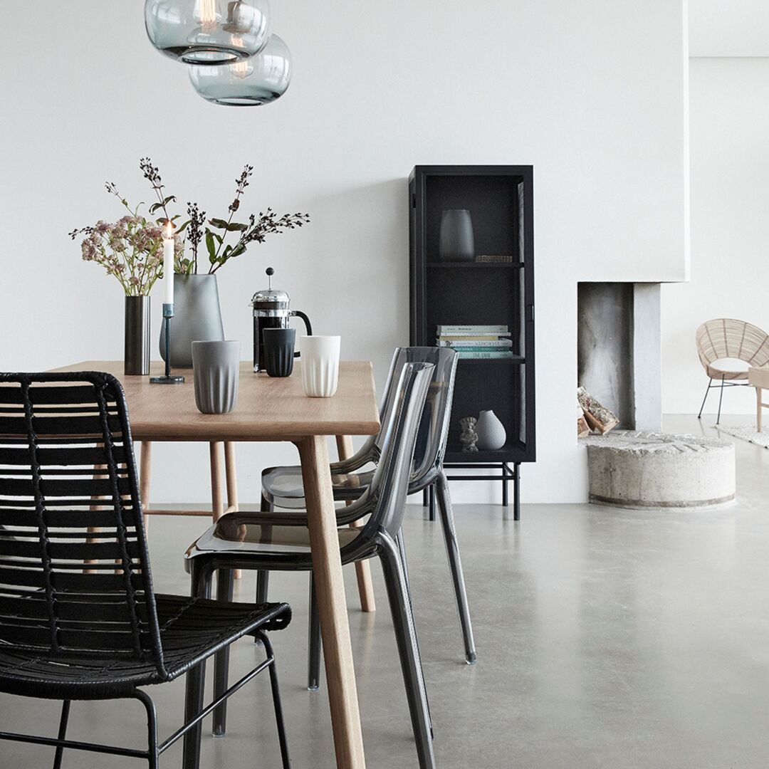 Hübsch  Edge Schrank von Hübsch  Schwarz, Einzeln