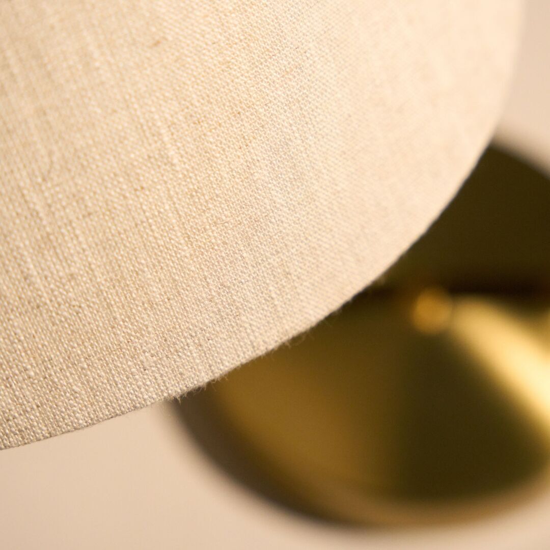 Gubi Tischleuchte Gräshoppa von Gubi Canvas